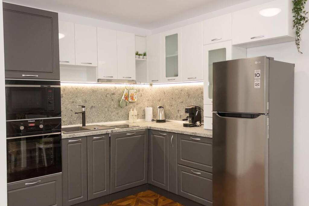Perfect Summer Vacation Rental - One-Bedroom Flat By Flat Mаnager Topola Eksteriør bilde
