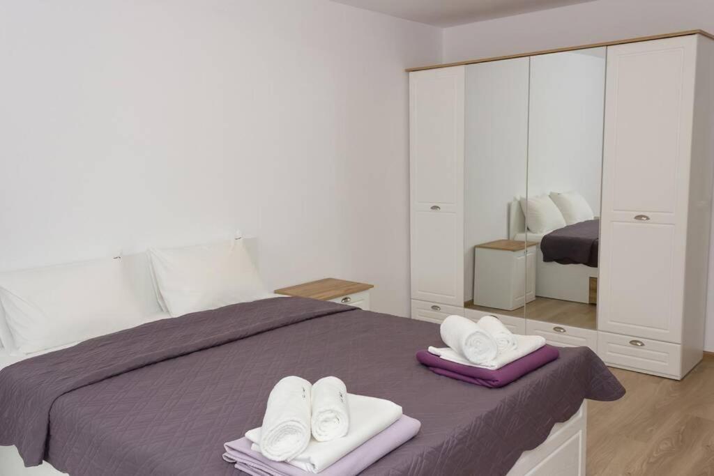 Perfect Summer Vacation Rental - One-Bedroom Flat By Flat Mаnager Topola Eksteriør bilde